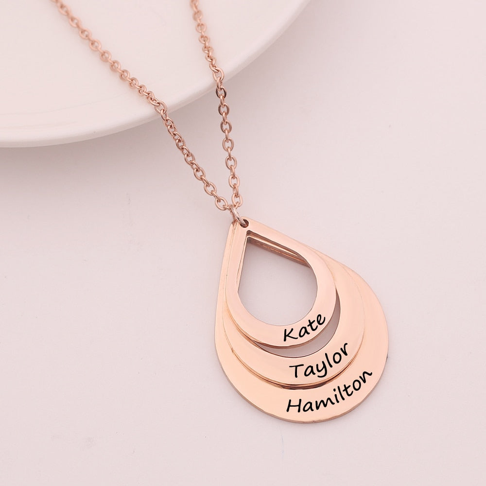 Trio d'amour, Collier personnalisable